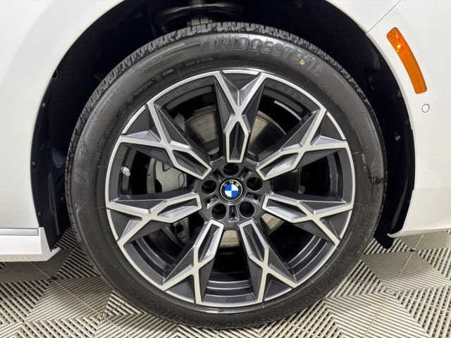 New 2027 BMW 740i xDrive w/ Premium Package AWD/4WD image 21