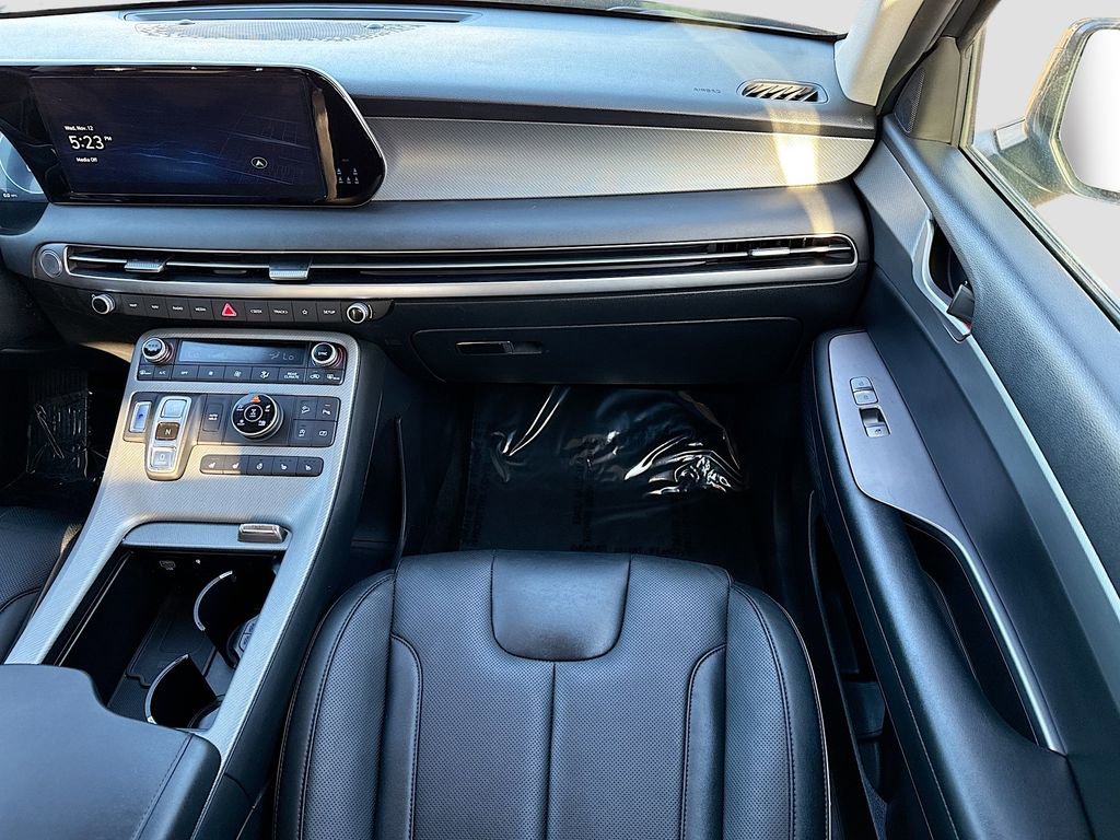 Used 2024 Hyundai Palisade SEL w/ Premium Package image 19