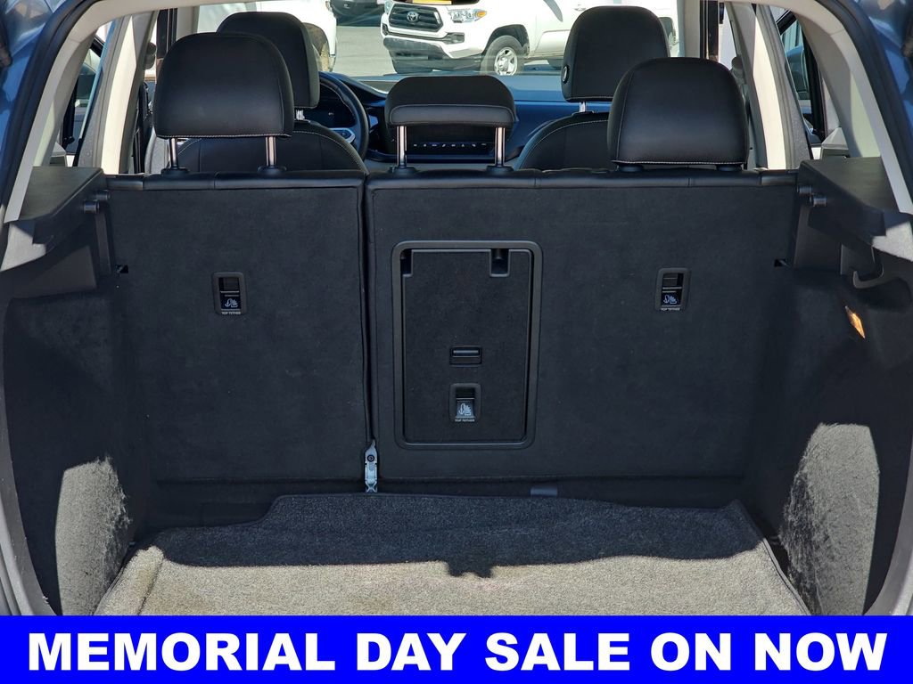 Used 2023 Volkswagen Taos SE FWD image 15