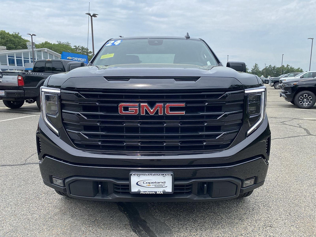 Used 2024 GMC Sierra 1500 Elevation AWD/4WD image 9