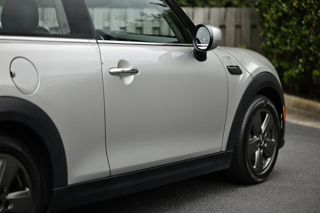 Used 2024 MINI Cooper 2-Door Hardtop FWD image 7