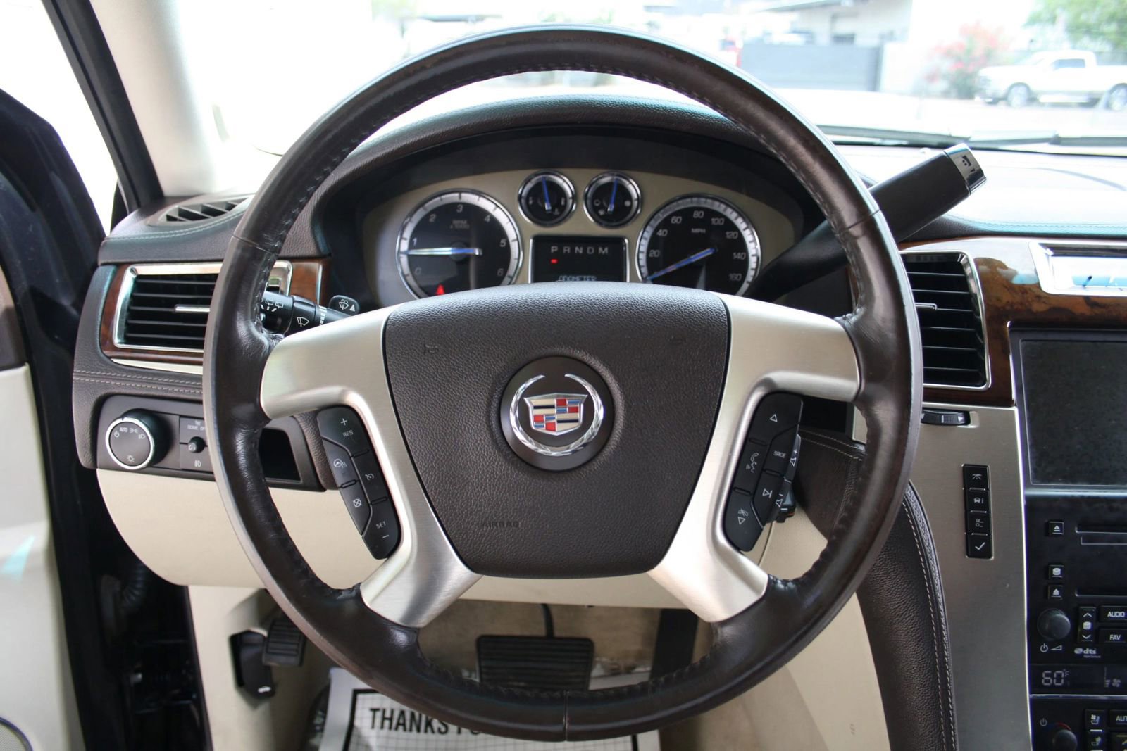 Used 2010 Cadillac Escalade ESV Platinum image 21
