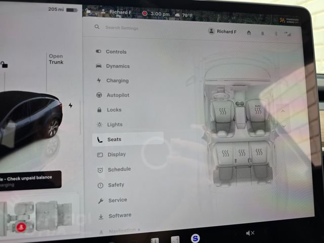 Used 2024 Tesla Model Y Long Range AWD/4WD image 45