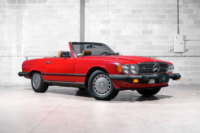 Used 1988 Mercedes-Benz 560 SL image 1