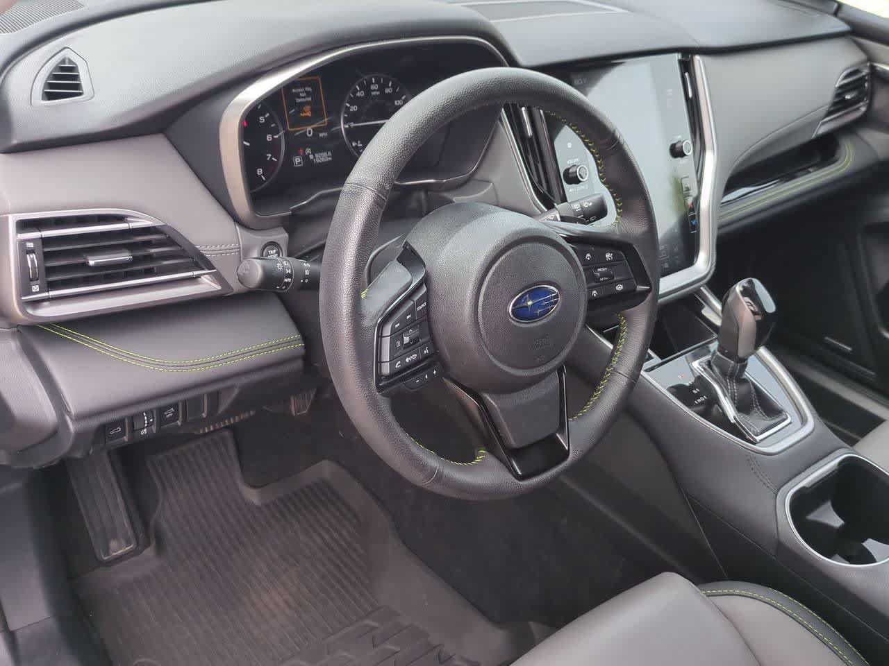 Certified 2025 Subaru Outback Onyx Edition AWD/4WD video 2