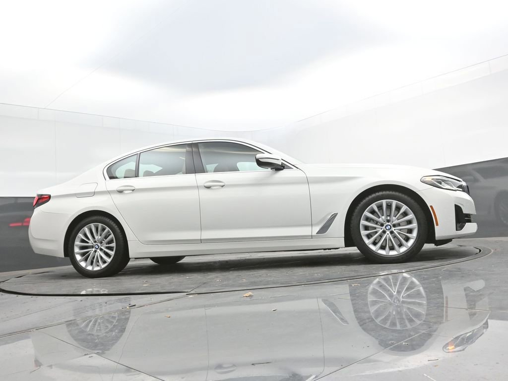 Certified 2023 BMW 530i w/ Convenience Package image 52