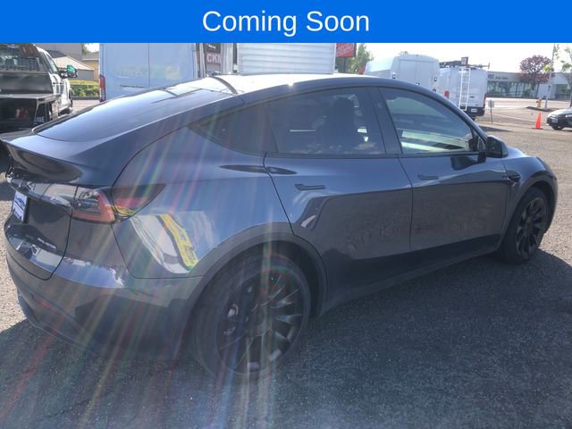 Used 2023 Tesla Model Y Long Range AWD/4WD image 5
