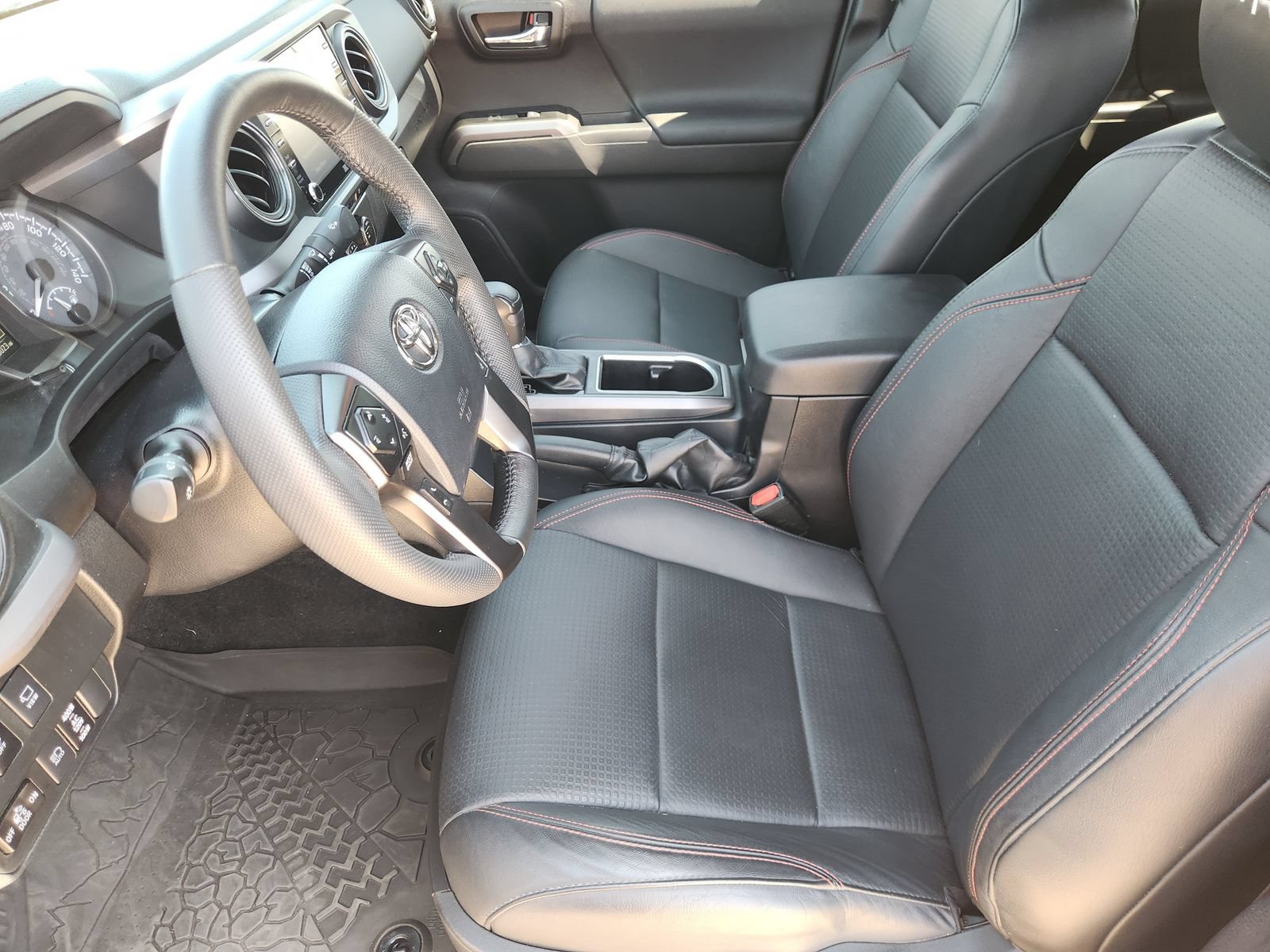 Used 2023 Toyota Tacoma TRD Pro AWD/4WD image 17