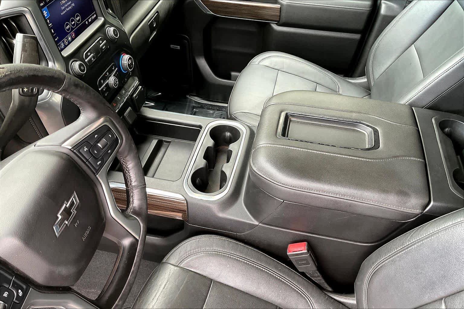Used 2019 Chevrolet Silverado 1500 RST AWD/4WD image 17