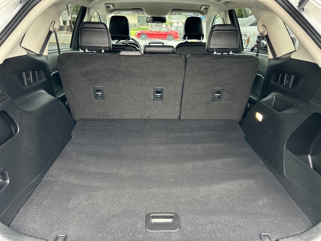 Used 2022 Ford Edge SEL w/ Convenience Package image 16