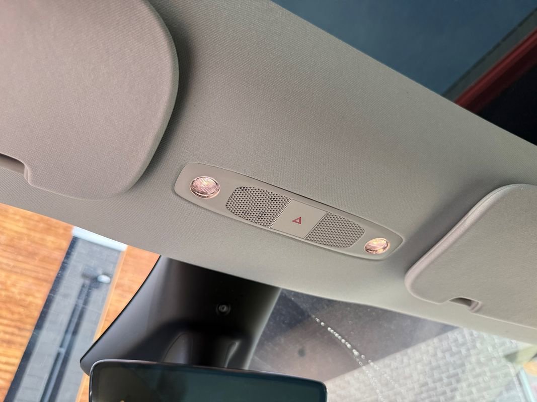 Used 2024 Tesla Model Y Long Range image 27