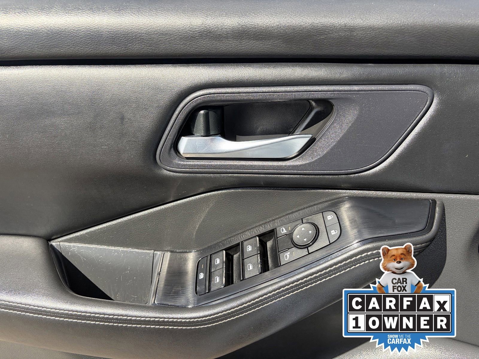 Certified 2024 Nissan Rogue SV image 23