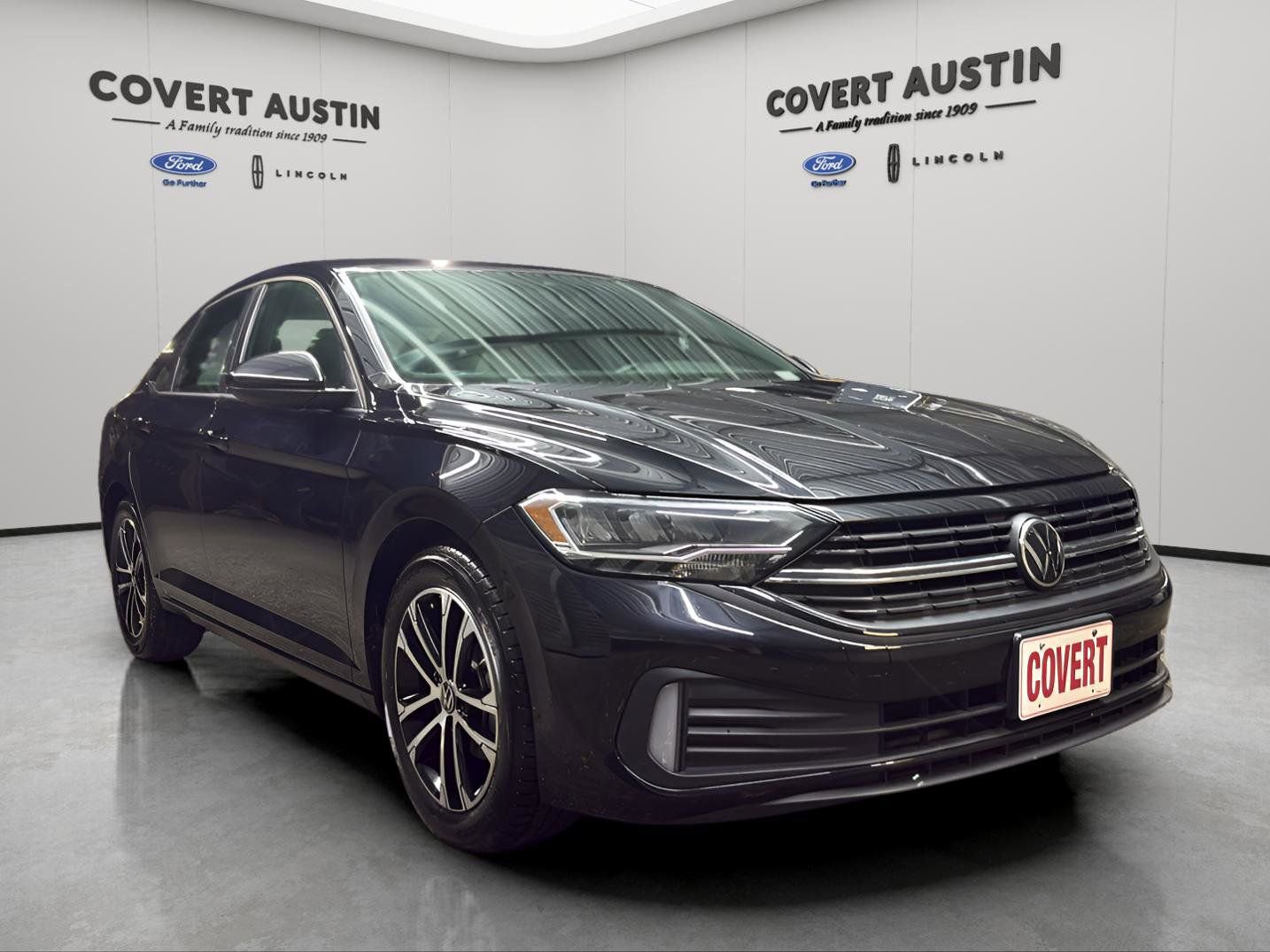 Used 2023 Volkswagen Jetta Sport image 7