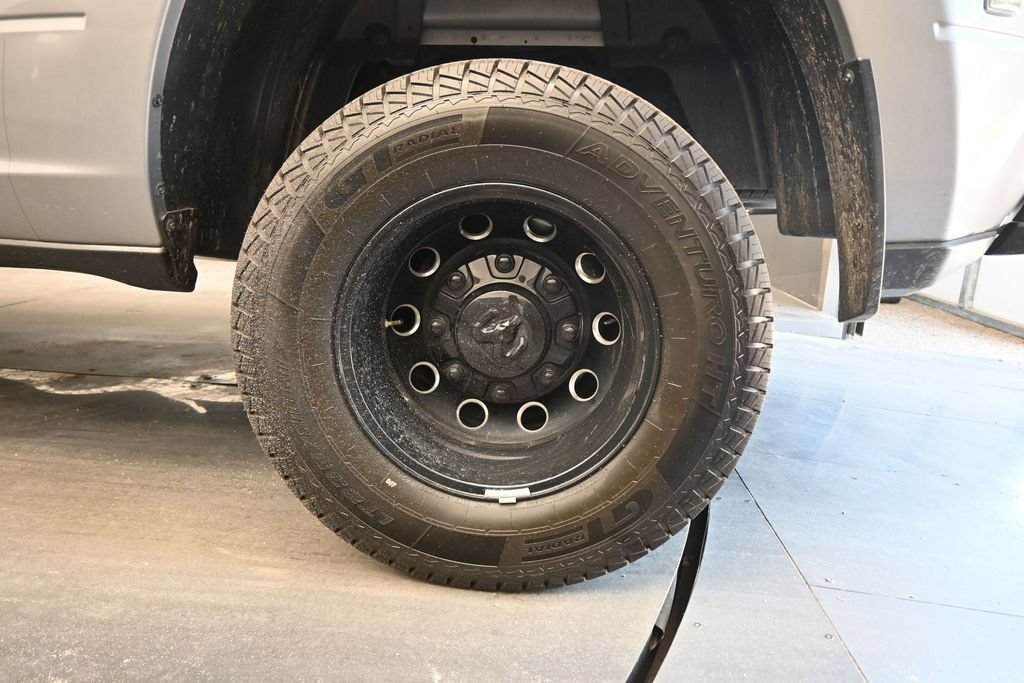 Used 2021 RAM 3500 Big Horn w/ Night Edition AWD/4WD image 12