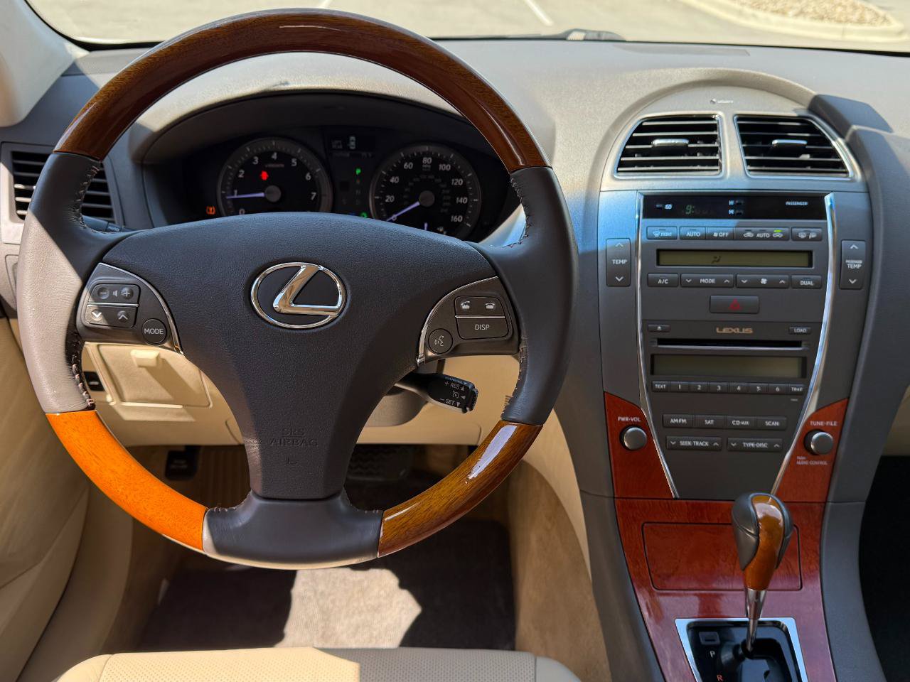 Used 2010 Lexus ES 350 Premium FWD image 10