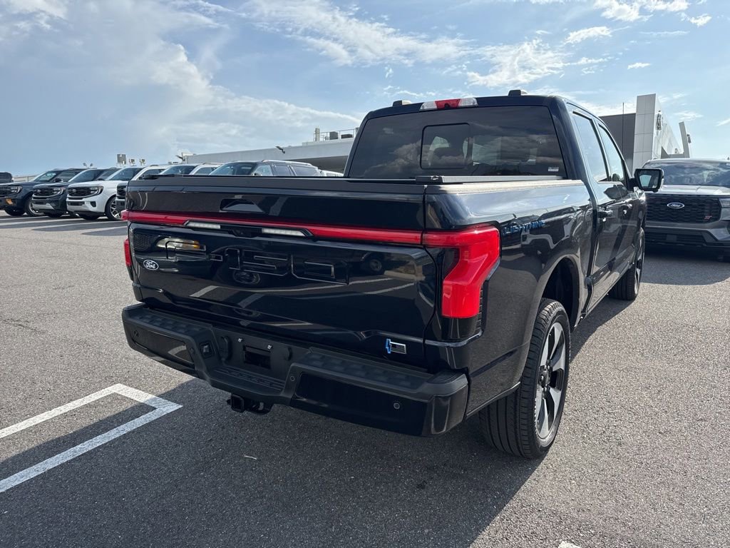Used 2025 Ford F150 Lightning Platinum AWD/4WD image 2