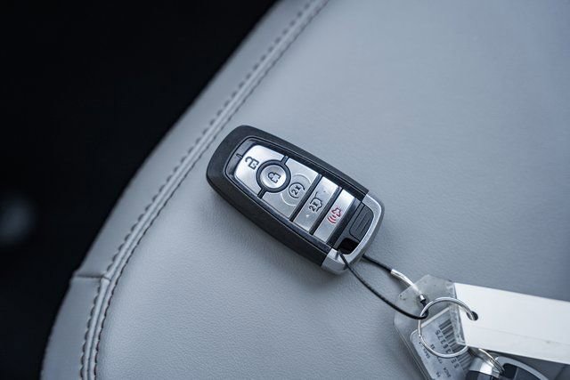 Used 2025 Ford Expedition Active image 63