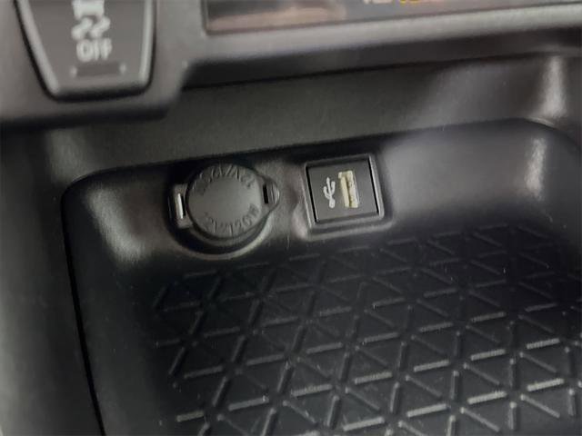 Certified 2025 Toyota RAV4 XLE image 29