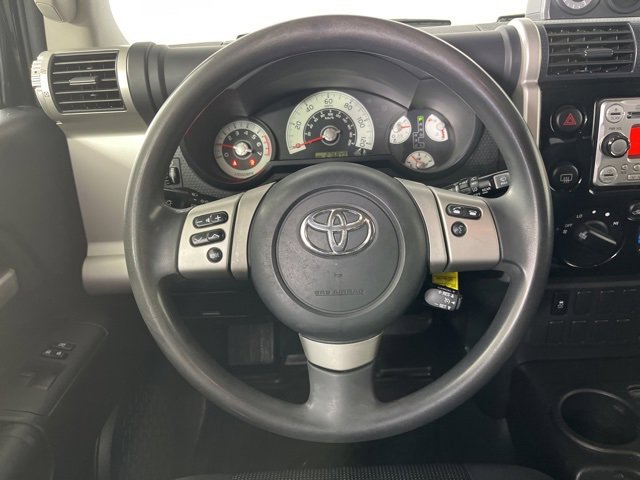 Used 2013 Toyota FJ Cruiser 4WD image 8