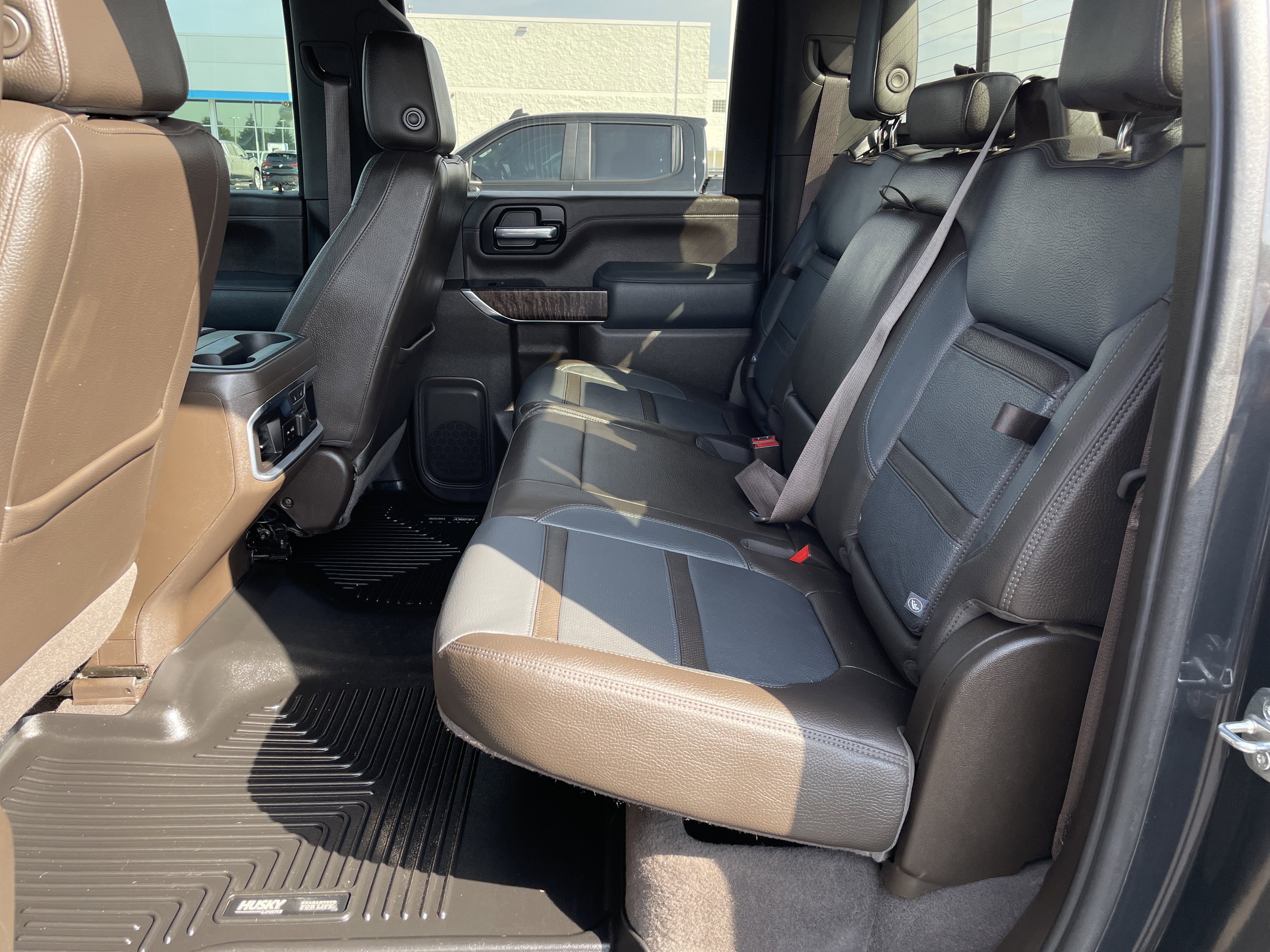 Used 2021 GMC Sierra 2500 Denali w/ Denali Ultimate Package image 23