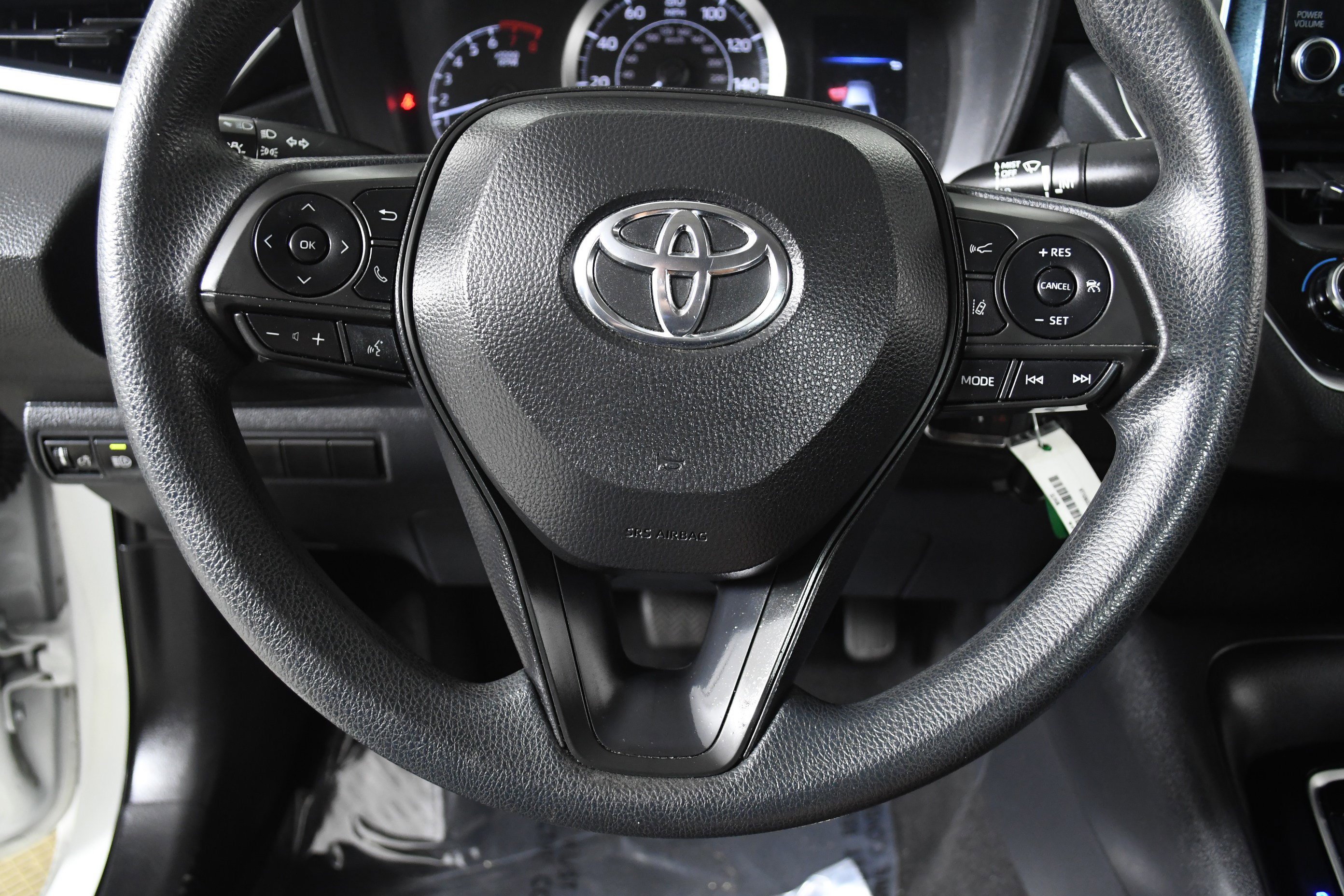 Used 2021 Toyota Corolla LE image 10