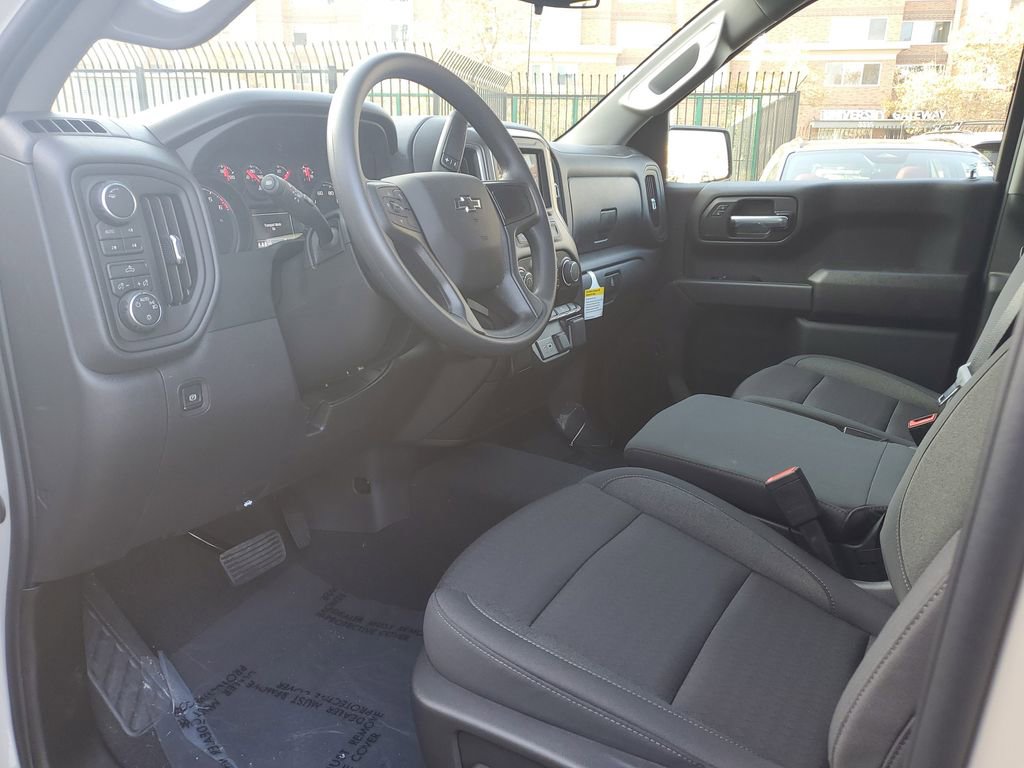 New 2026 Chevrolet Silverado 1500 Custom Trail Boss w/ Dark Appearance Package image 18