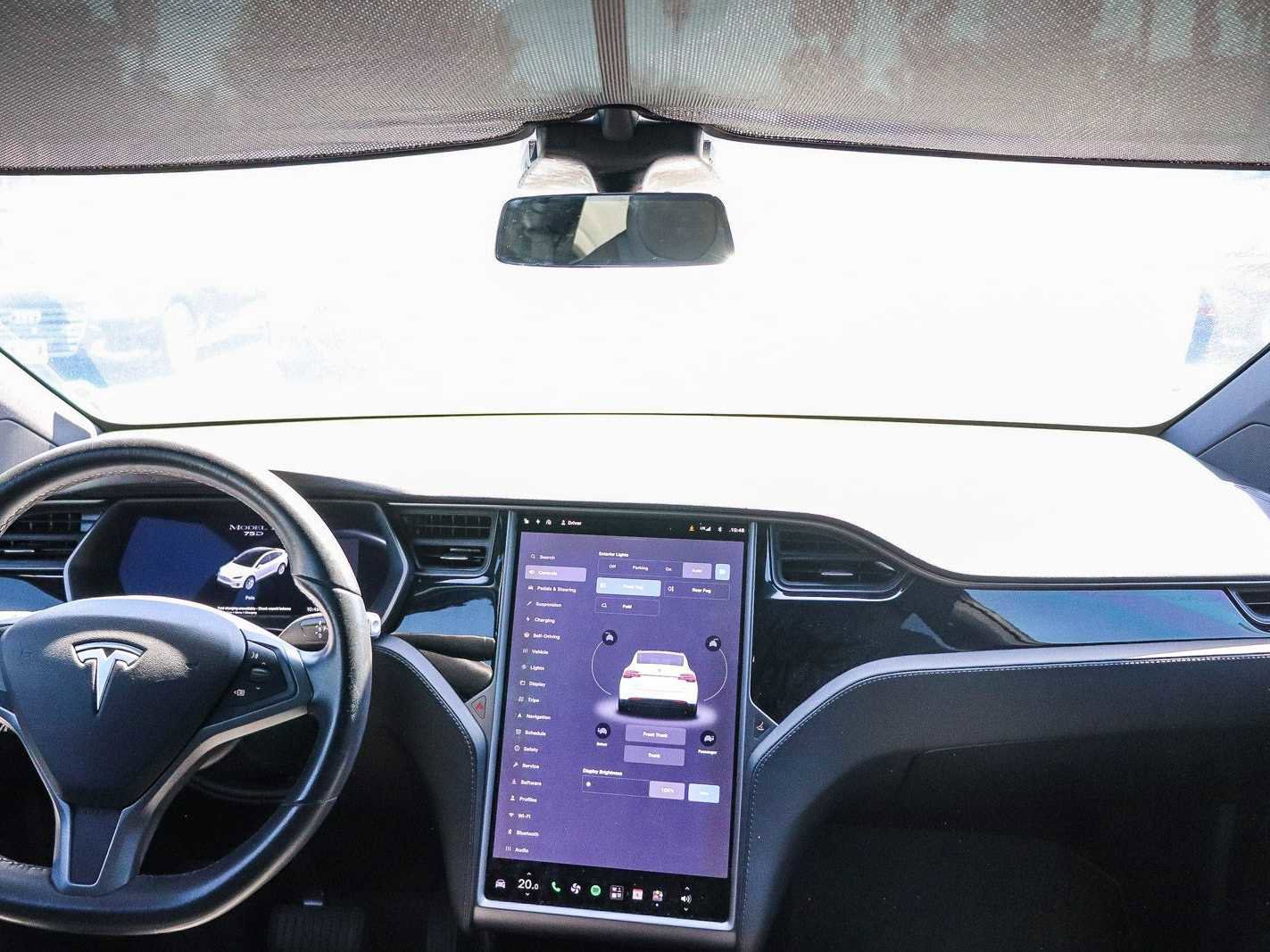 Used 2018 Tesla Model X 75D AWD/4WD image 13