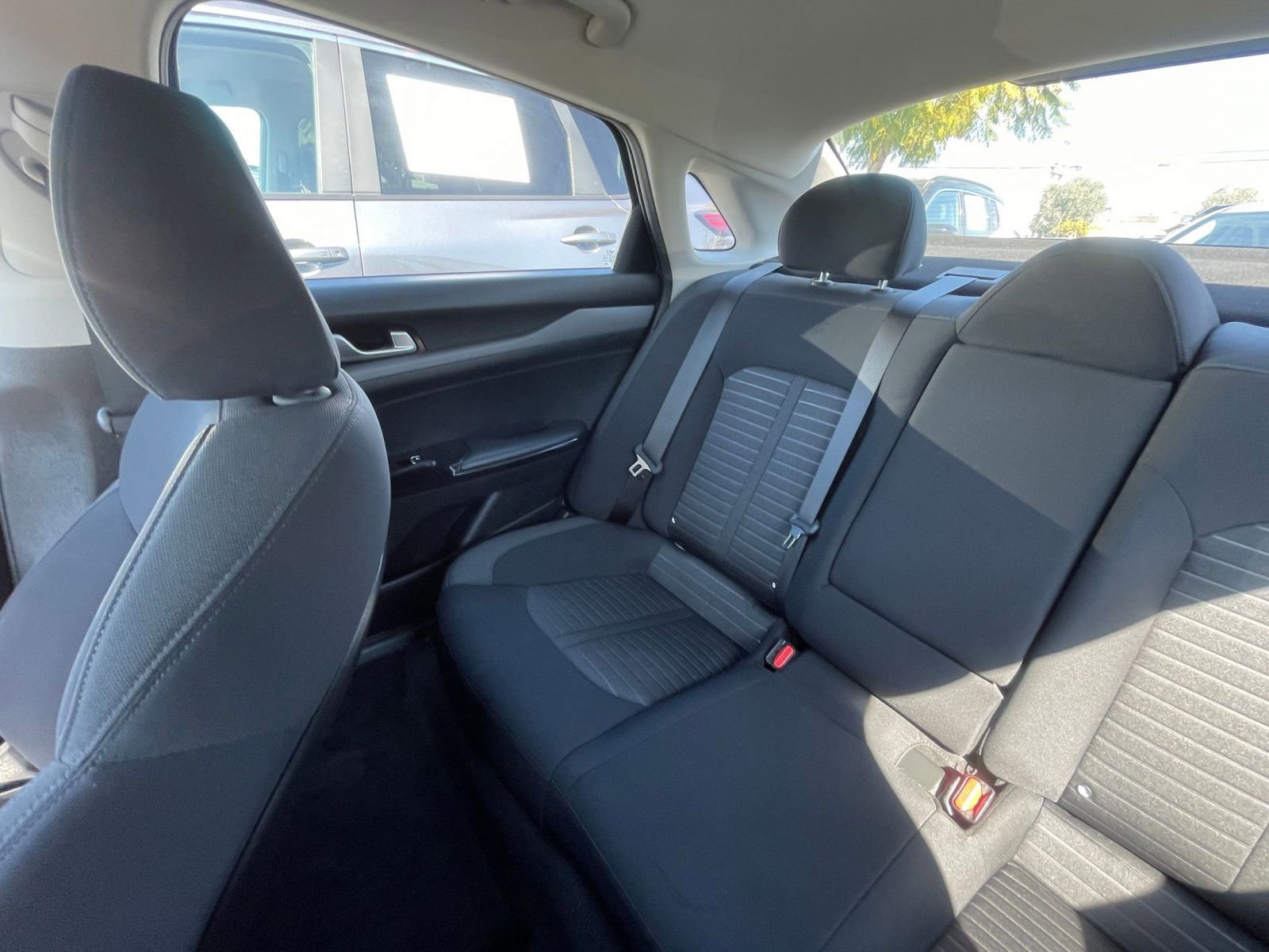 Used 2025 Kia K5 LXS image 40