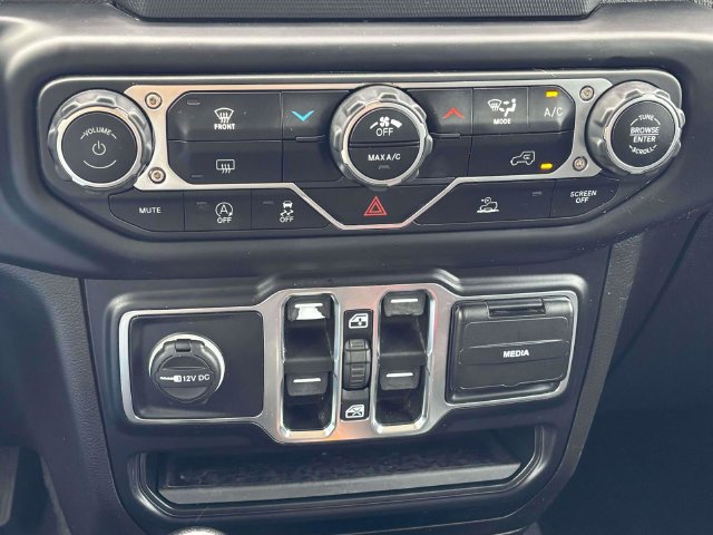 Used 2023 Jeep Gladiator Sport AWD/4WD image 15