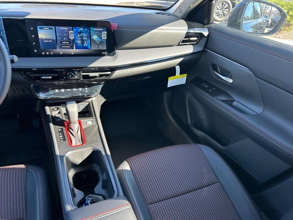 New 2026 Nissan Kicks SR w/ Illumination Package FWD image 20