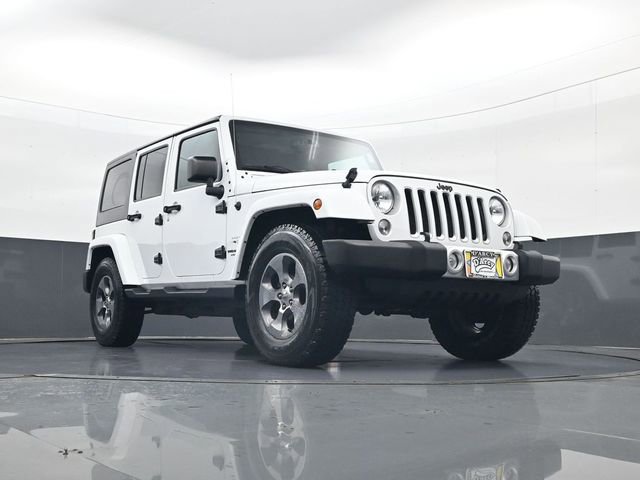 Used 2016 Jeep Wrangler Unlimited Sahara AWD/4WD image 23