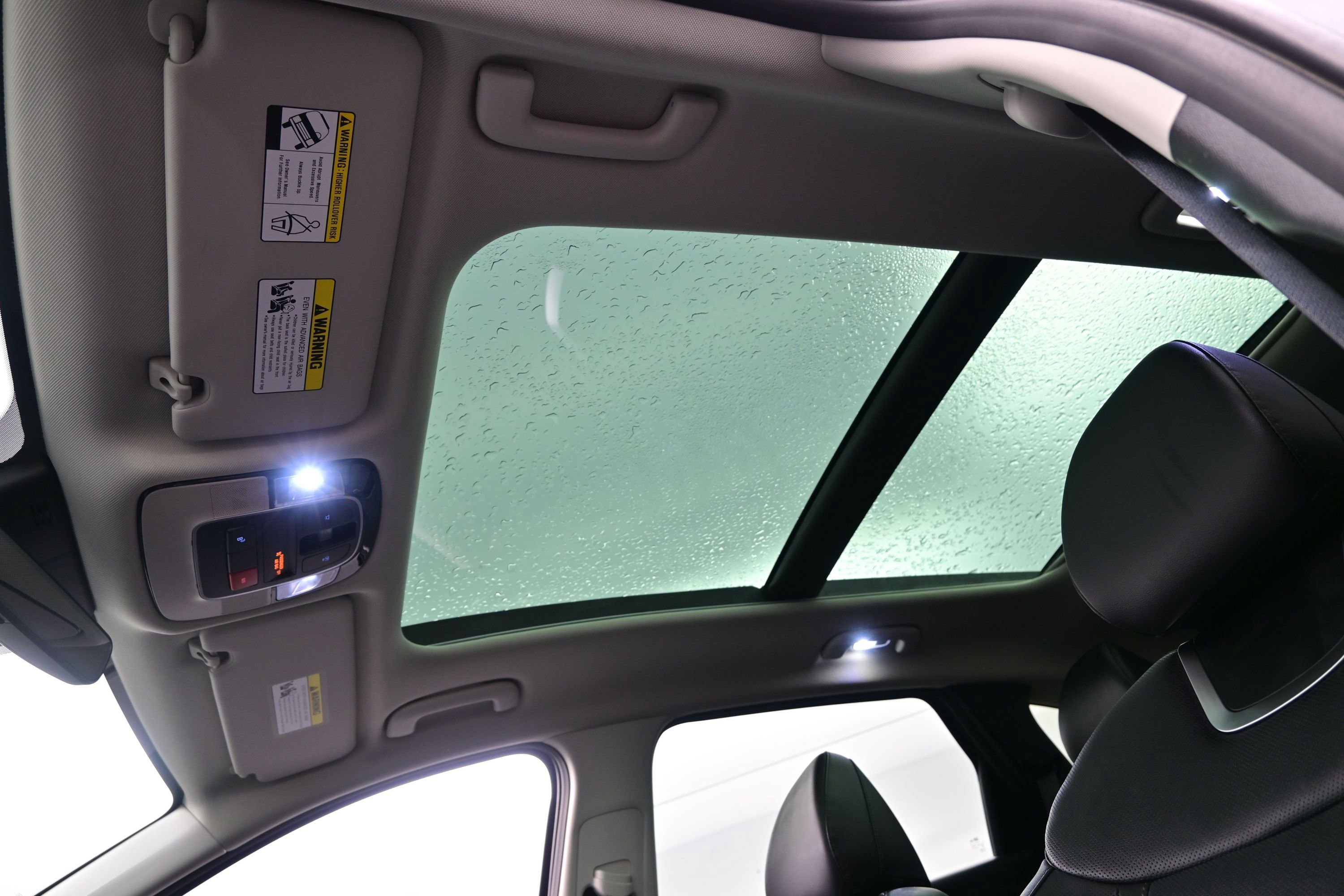 Certified 2025 Hyundai Tucson Limited AWD/4WD image 19