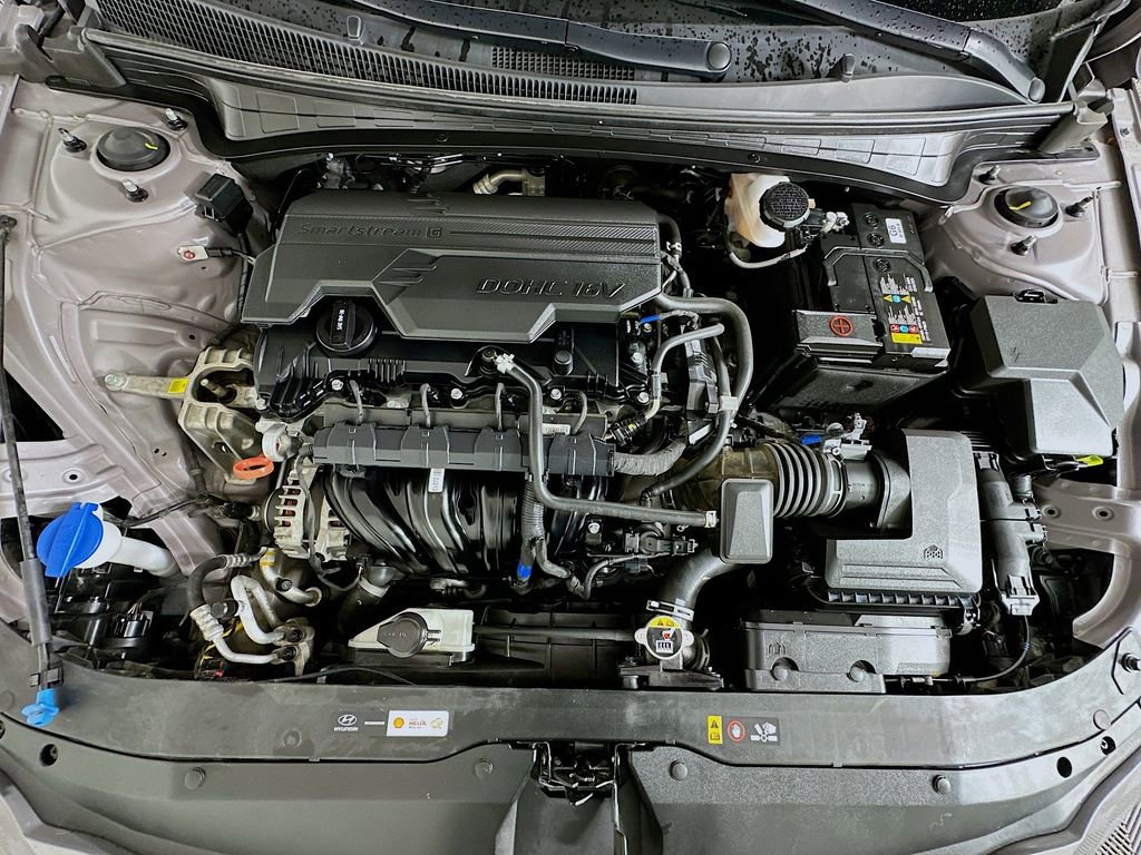Certified 2024 Hyundai Elantra Limited image 31
