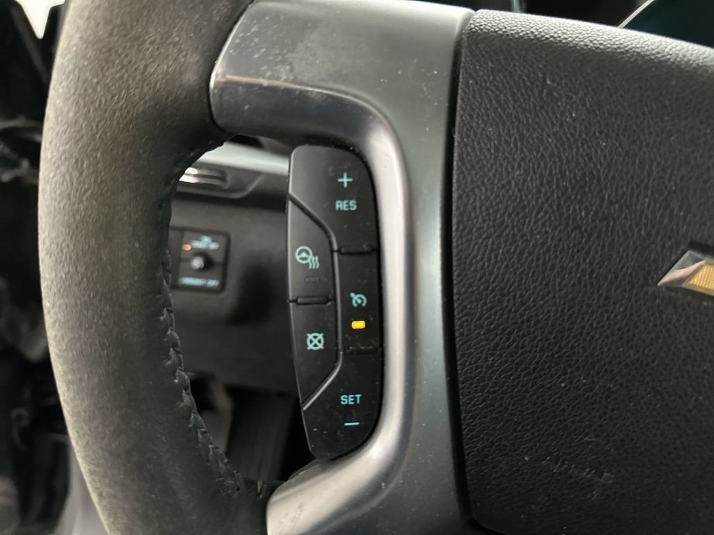 Used 2016 Chevrolet Traverse LTZ AWD/4WD image 45