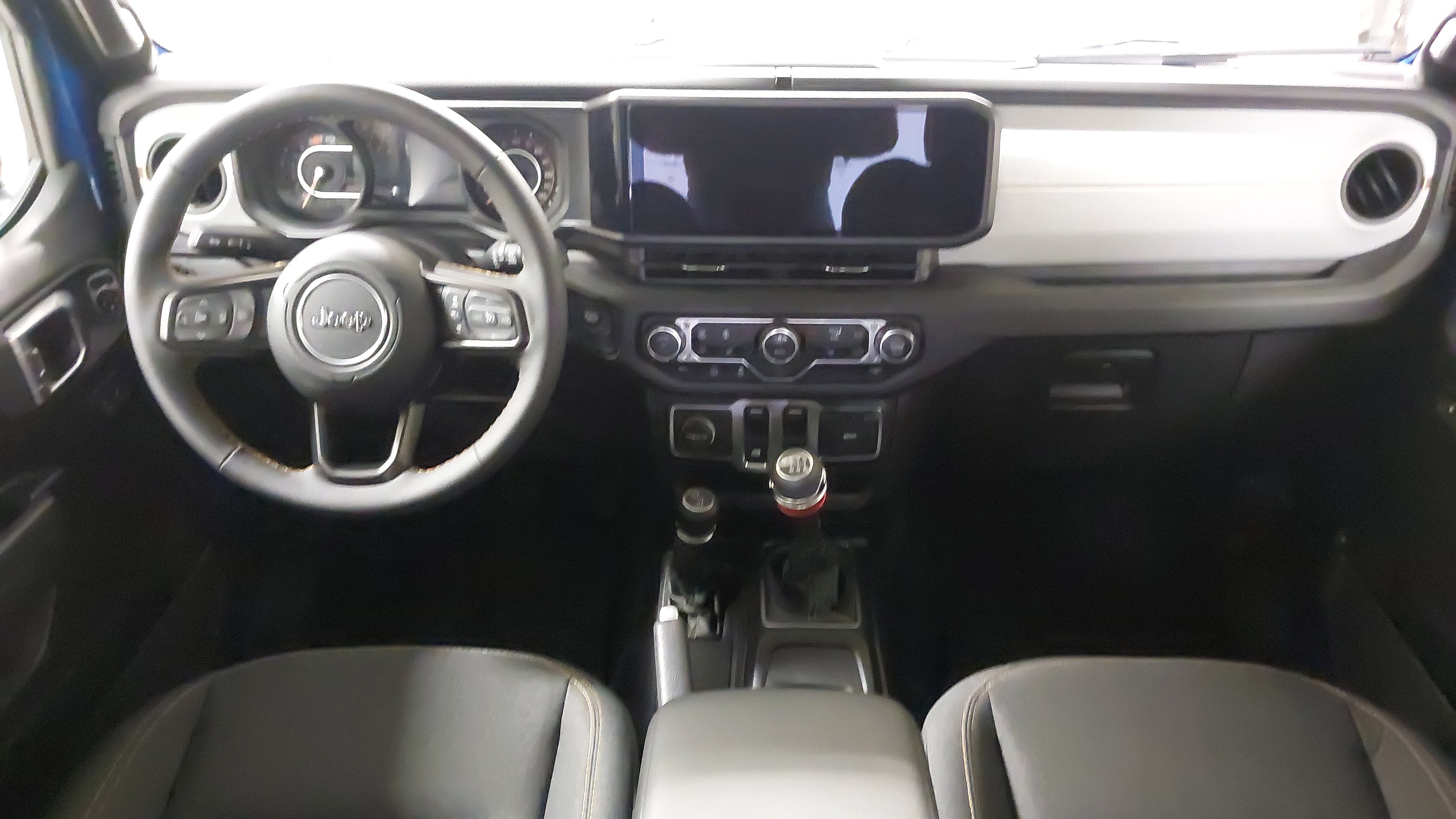 Used 2024 Jeep Wrangler Sport AWD/4WD image 32