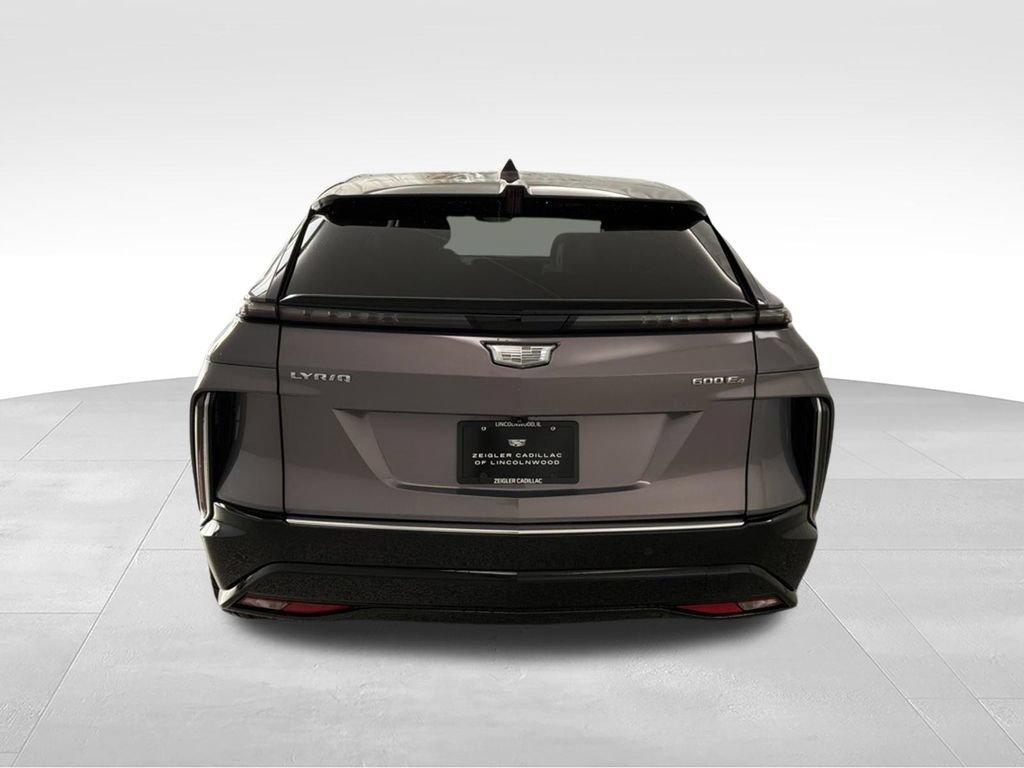 Used 2024 Cadillac Lyriq Luxury AWD/4WD image 5