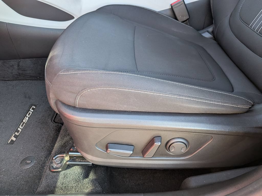 Used 2023 Hyundai Tucson SEL FWD image 12