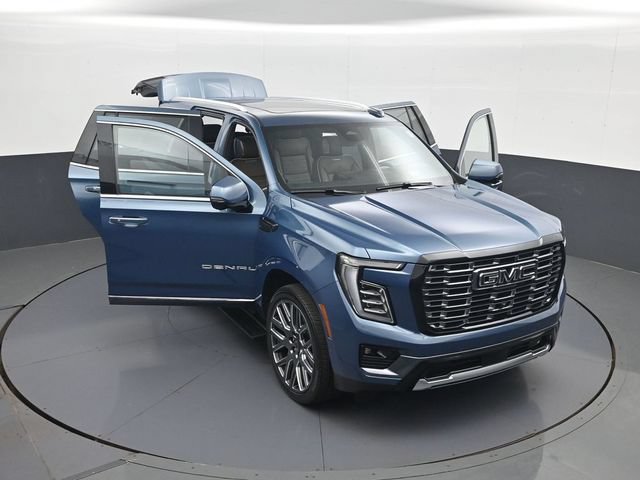 Certified 2025 GMC Yukon Denali Ultimate AWD/4WD image 30