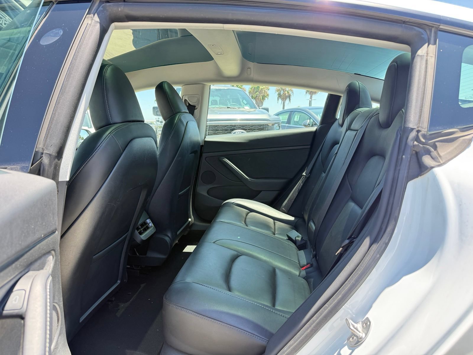 Used 2023 Tesla Model 3 Standard Range RWD image 6