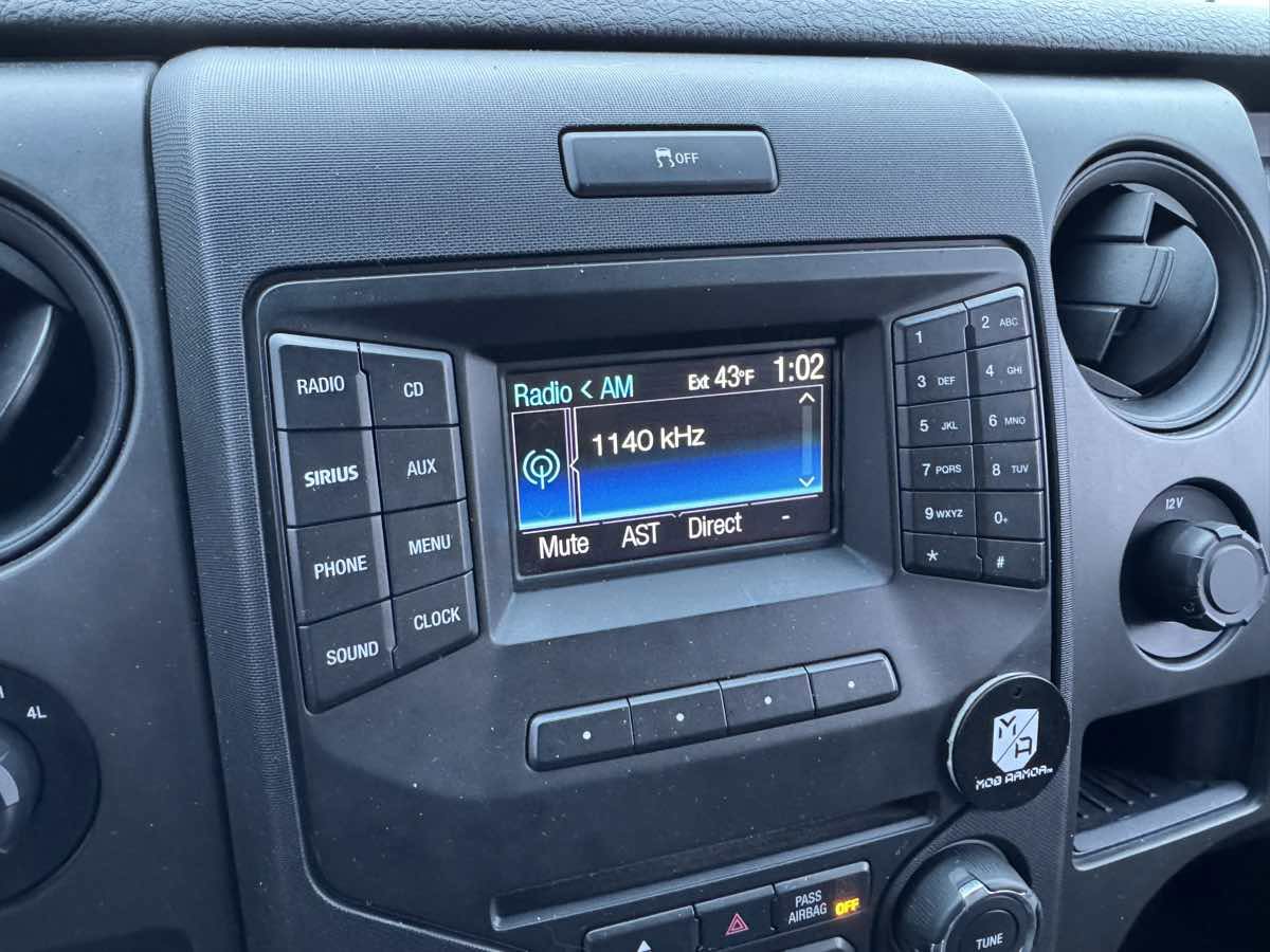 Used 2014 Ford F150 XLT w/ Equipment Group 302A Luxury image 30