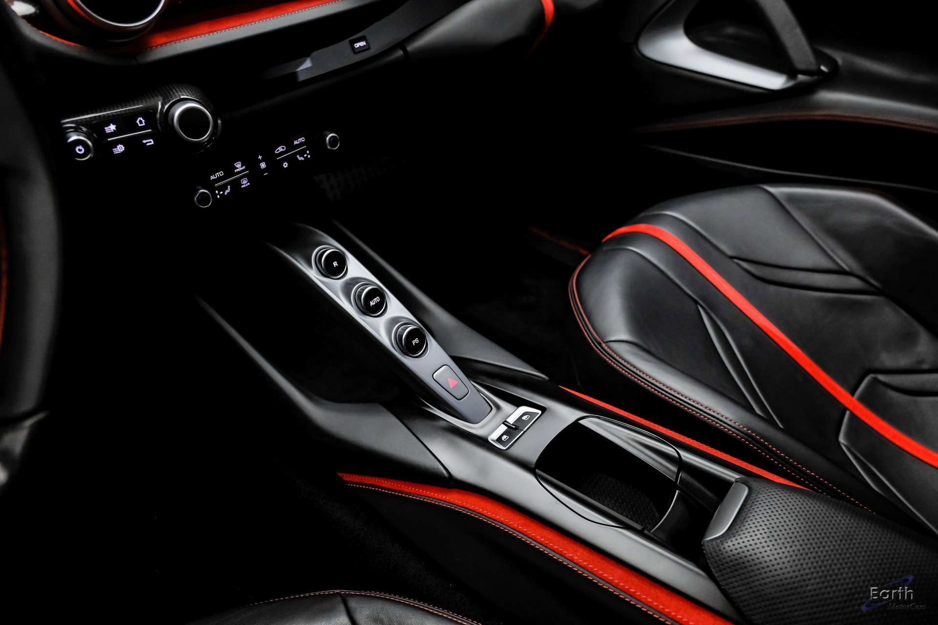 Used 2018 Ferrari 812 Superfast image 64