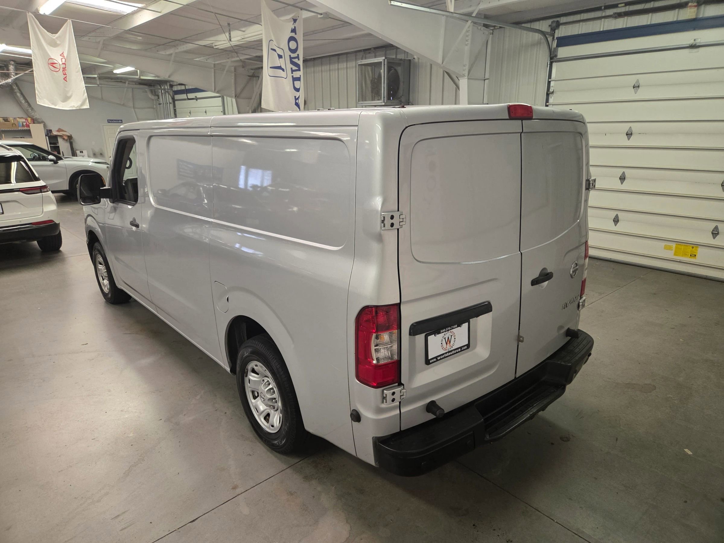 Used 2018 Nissan NV 2500 SV w/ Navigation Package image 5