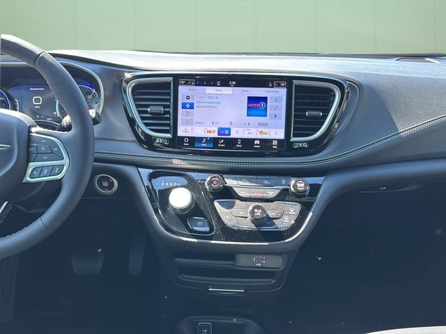 New 2026 Chrysler Pacifica Select image 22