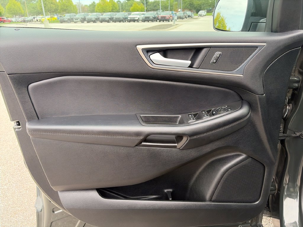 Used 2024 Ford Edge SEL w/ Convenience Package AWD/4WD image 13