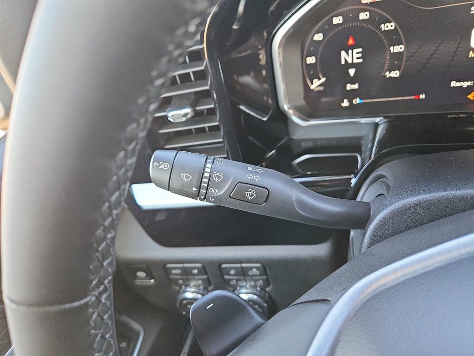 New 2026 GMC Sierra 1500 SLT w/ SLT Convenience Package image 18