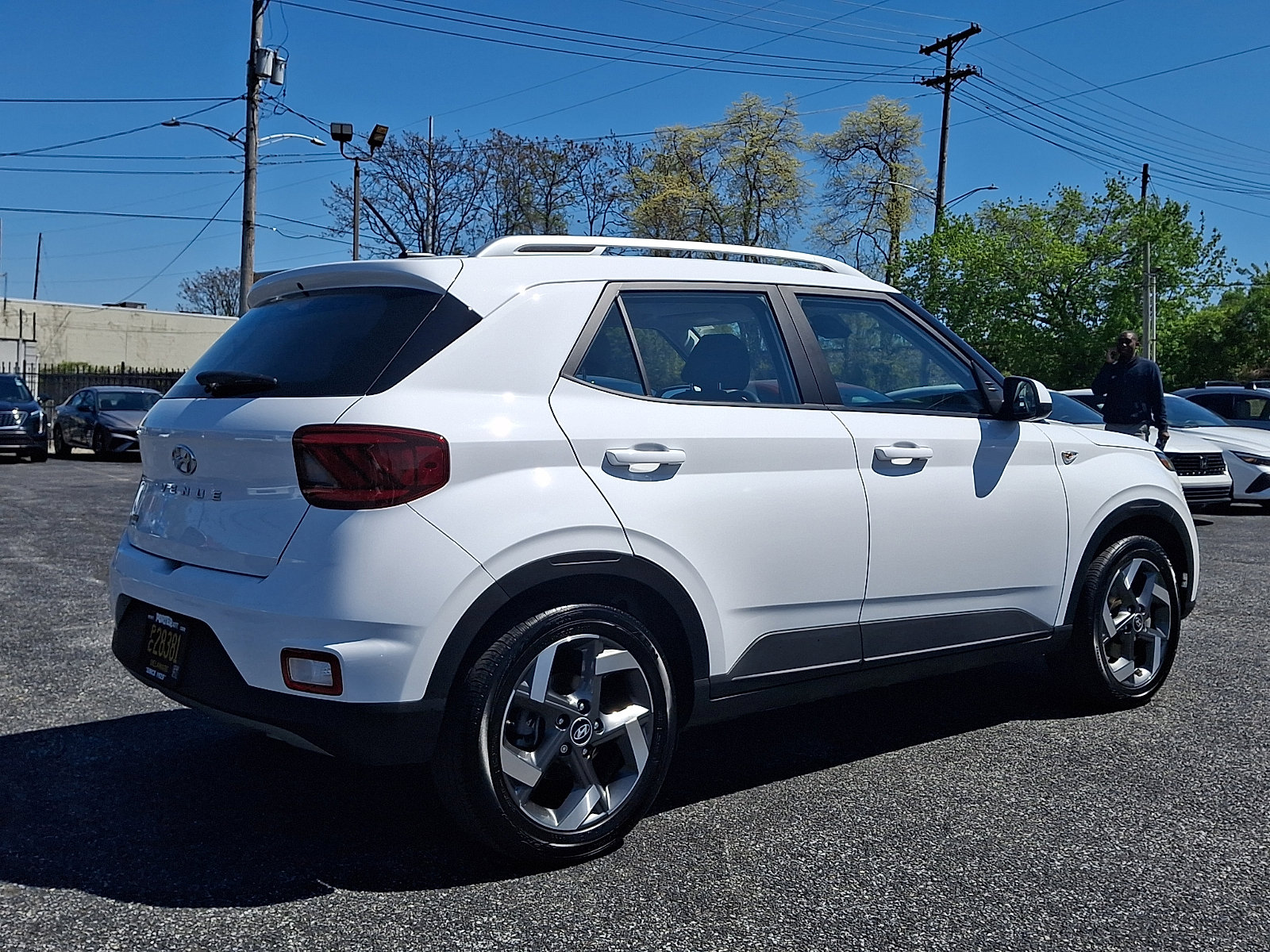 Certified 2023 Hyundai Venue SEL image 6