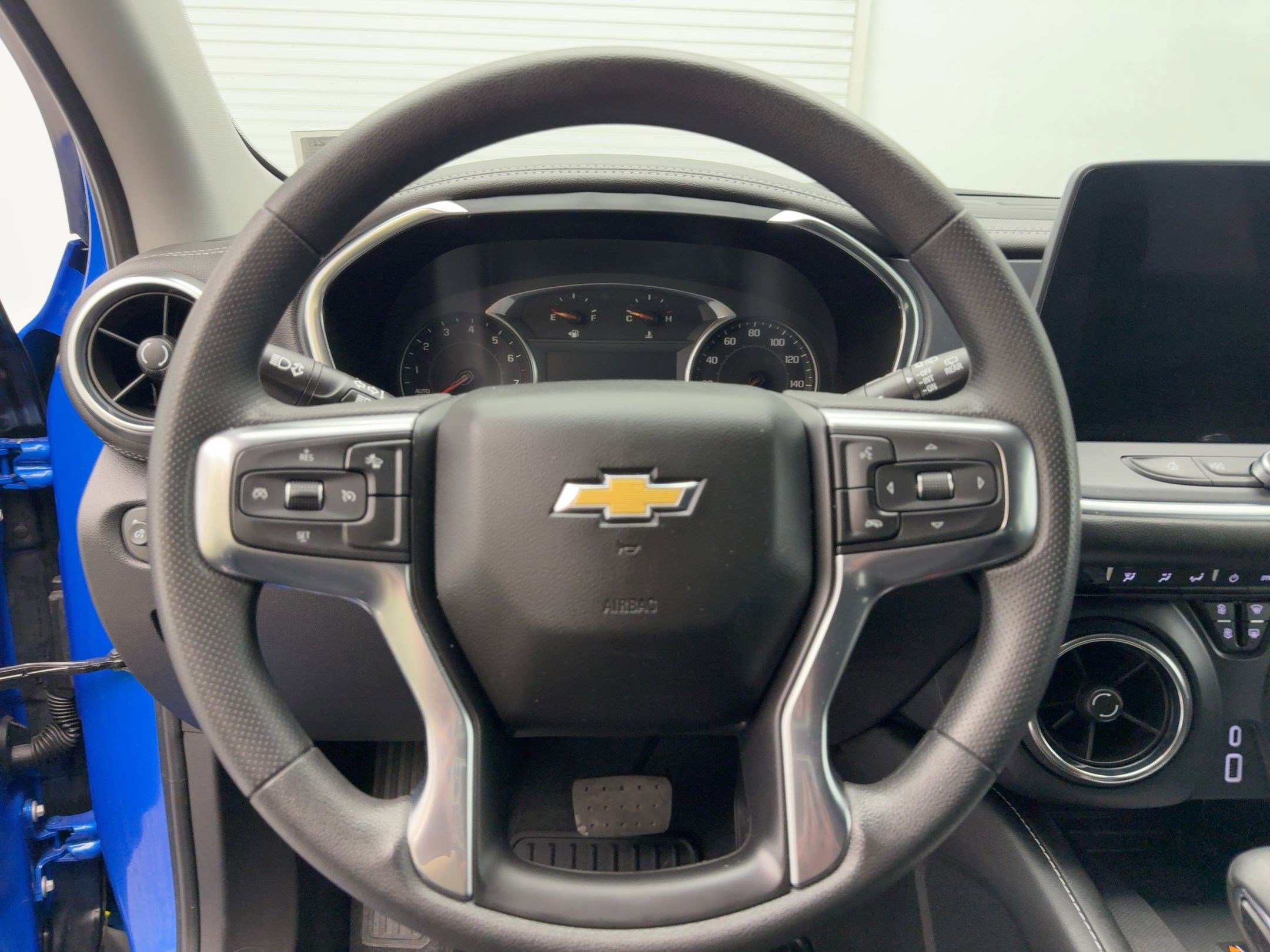 Certified 2025 Chevrolet Blazer LT w/ Convenience Package image 17