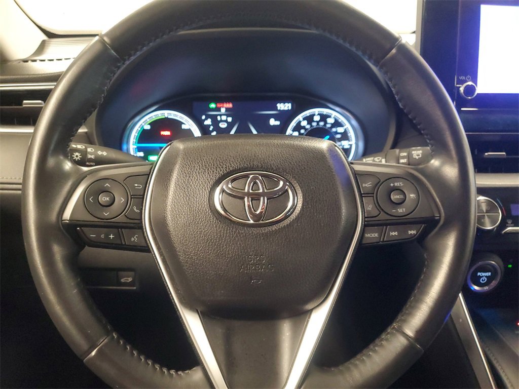 Used 2023 Toyota Venza LE image 20