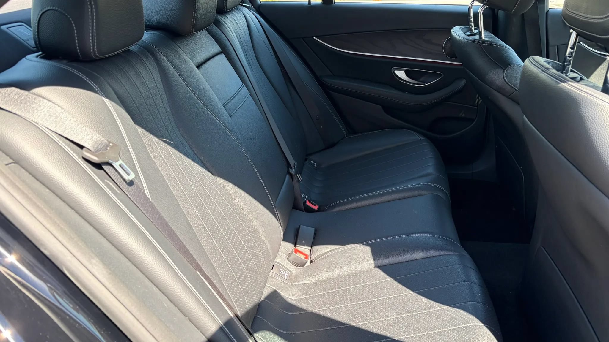 Used 2017 Mercedes-Benz E 300 image 13
