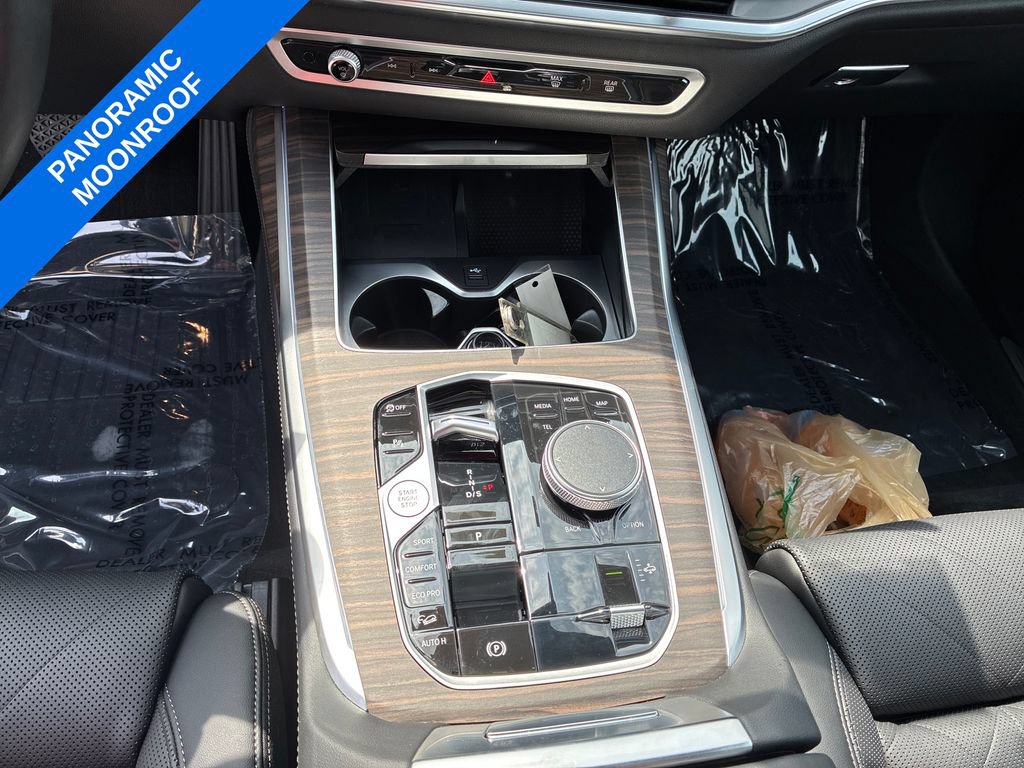 Used 2026 BMW X7 xDrive40i AWD/4WD image 15